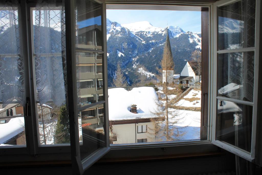 Swiss Lodge Hotel Bernerhof Венген Номер фото